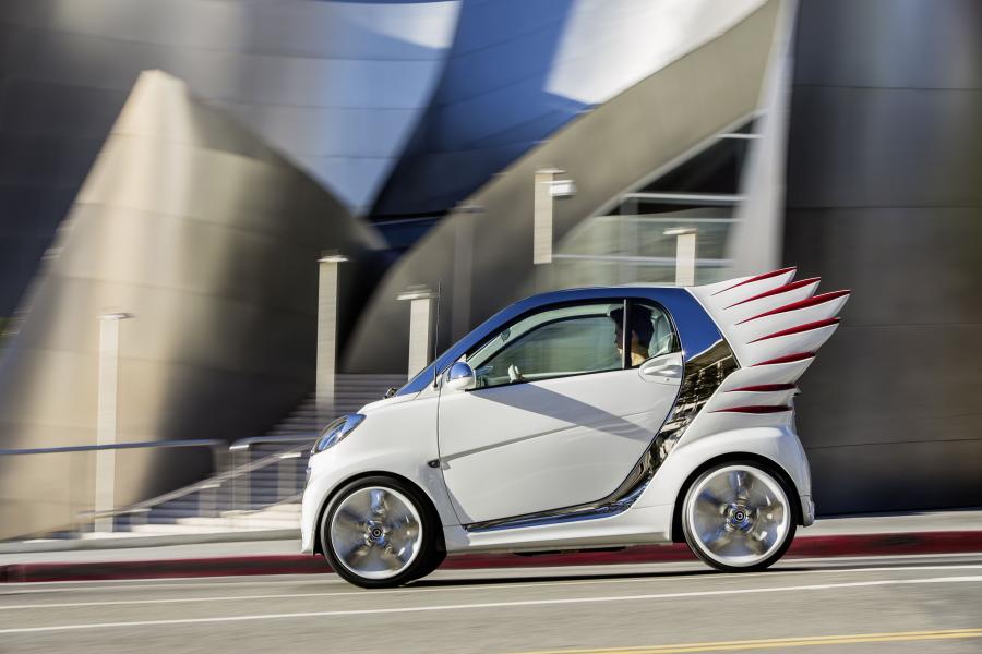  Smart ForTwo Electric Drive by Jeremy Scott 2012 года  (фото 22 из 44)